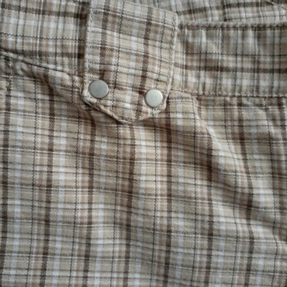 Ann Taylor Loft Khaki Plaid Shorts Size 6 - Picture 3 of 6